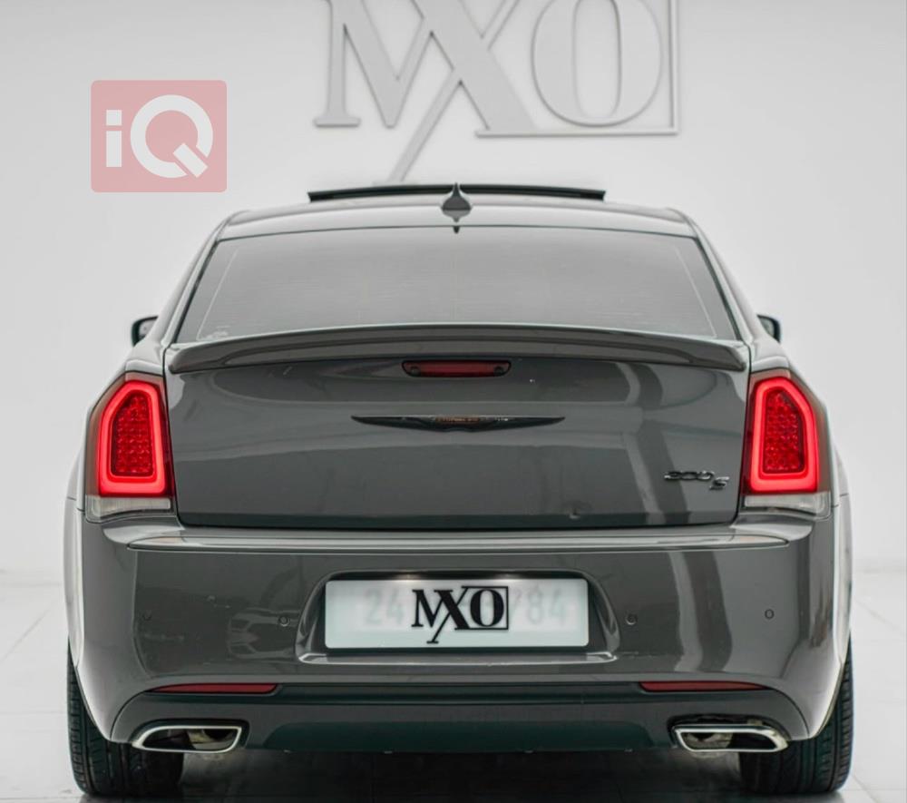 Chrysler 300